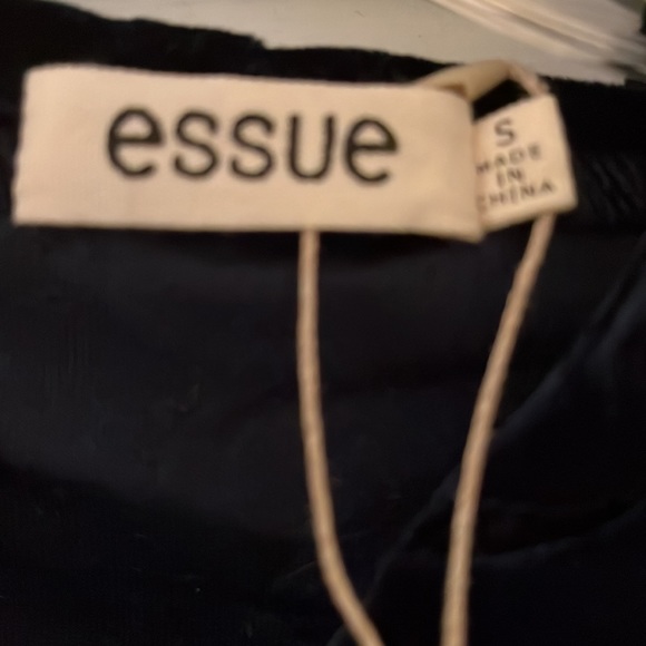 Beautiful and casual. Navy blue velvet. New with tags❤️ - Picture 7 of 9